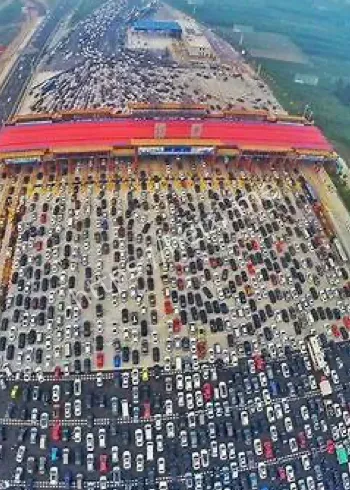 提前错峰返程仍拥堵