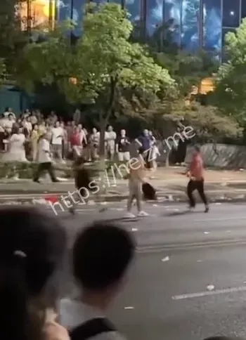 南昌秋水广场持刀伤人事件